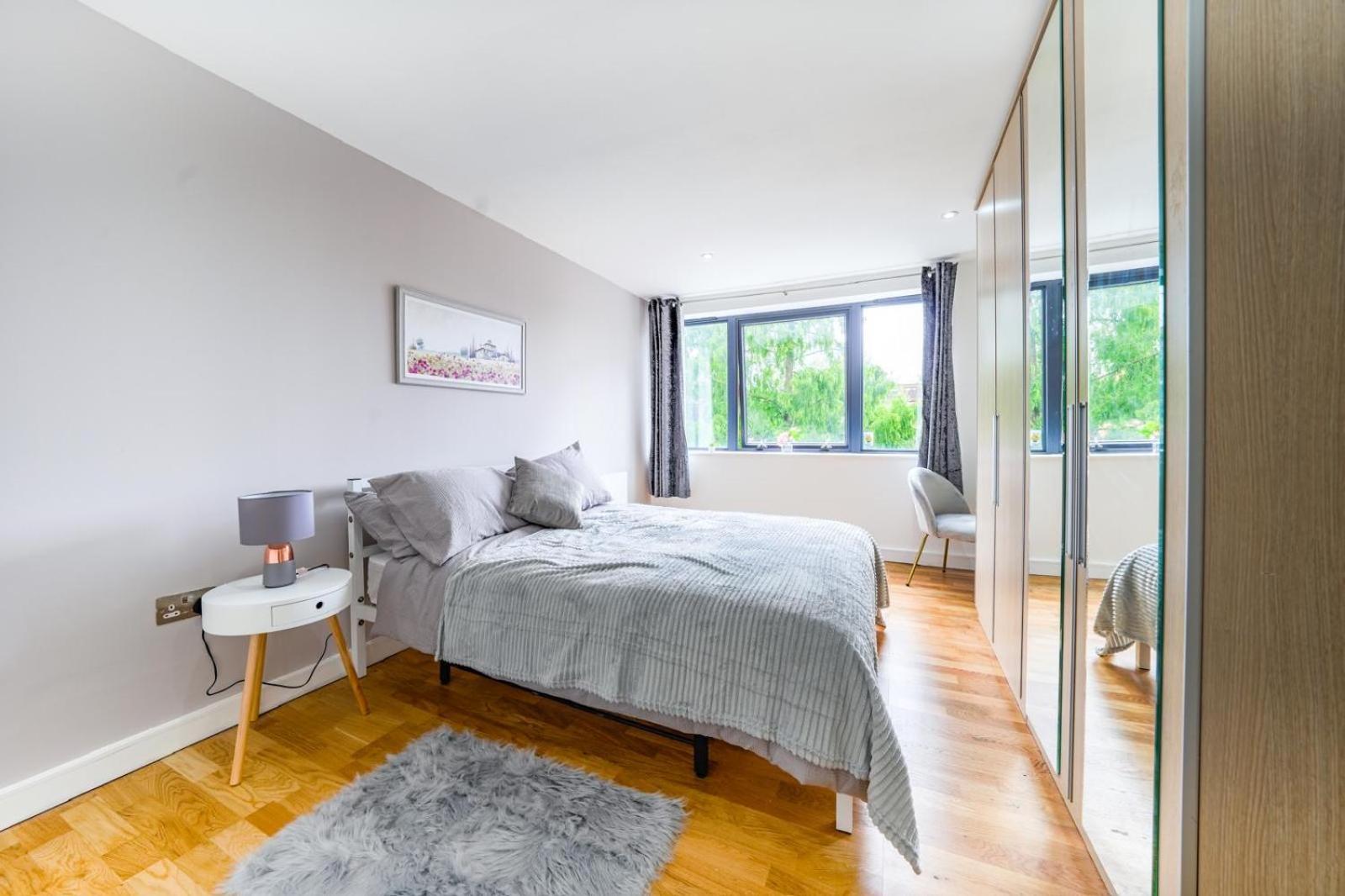 London Euston Luxury Apt Екстериор снимка